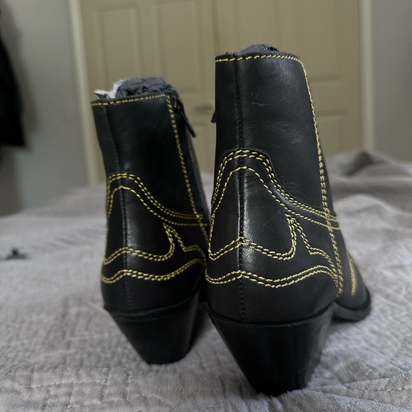 NWT Matisse Kaye booties size 6.5 - Picture 4 of 8